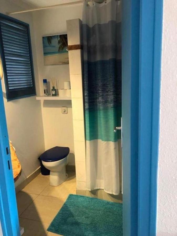 Studio Sainte Anne 2Mn A Pieds De La Plage ,Possibilite Location De Voiture エクステリア 写真